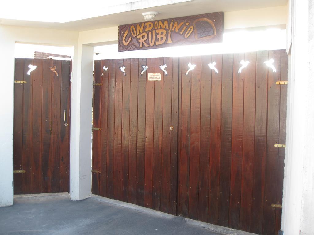 Ruby Hospedagem Cabo Frio Exterior foto